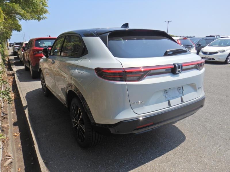 WhatsApp Image 2025-10-31 at 16.37.52