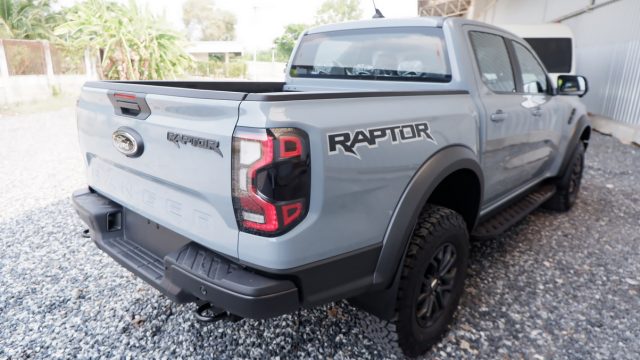 WhatsApp Image 2025-11-03 at 21.58.19_084d8282